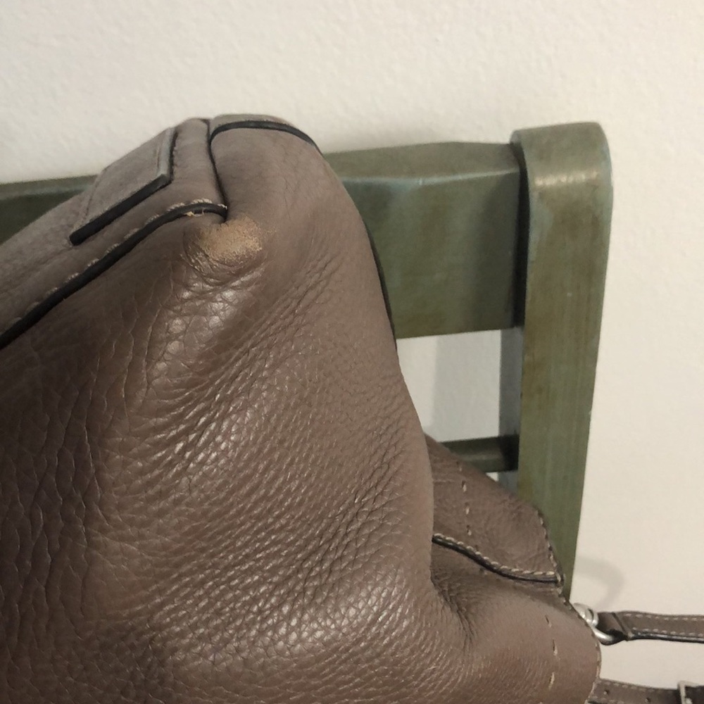 Tory Burch McGraw Purse!! Gently used! All tags and dust bag included! - Picture 12 of 15